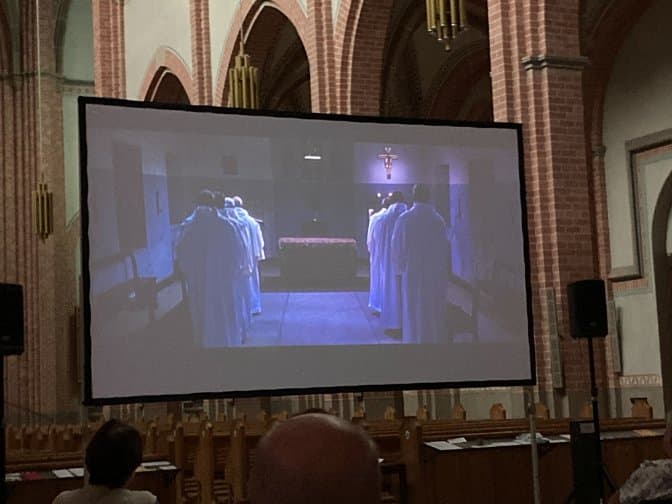Sommerkirche - Filmabend in der Herz Jesu Kirche