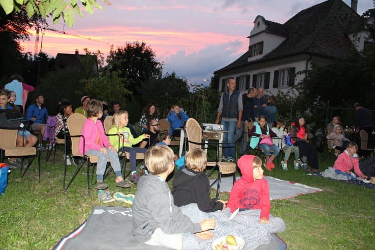 Sommerkirche - Filmabend im Pfarrgarten